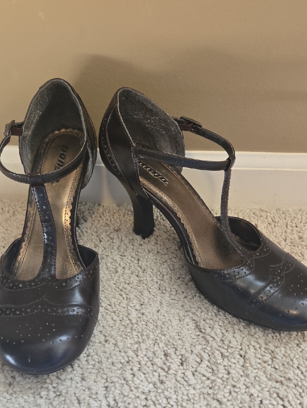 BONGO Browb T‑Strap Brogue Heels